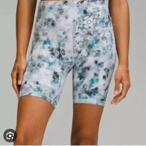 LULULEMON Women's Align High-Rise Short 8" Kaleidofloral Multi size 2
